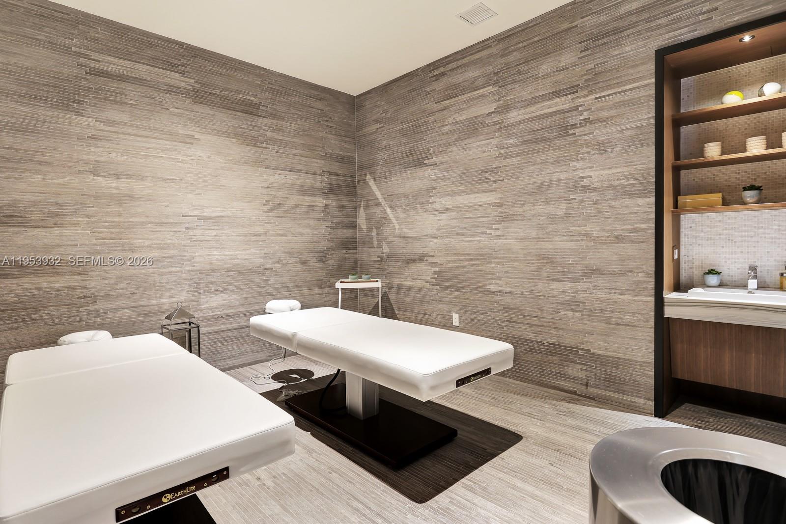 BRICKELL HEIGHTS EAST CON - Residential