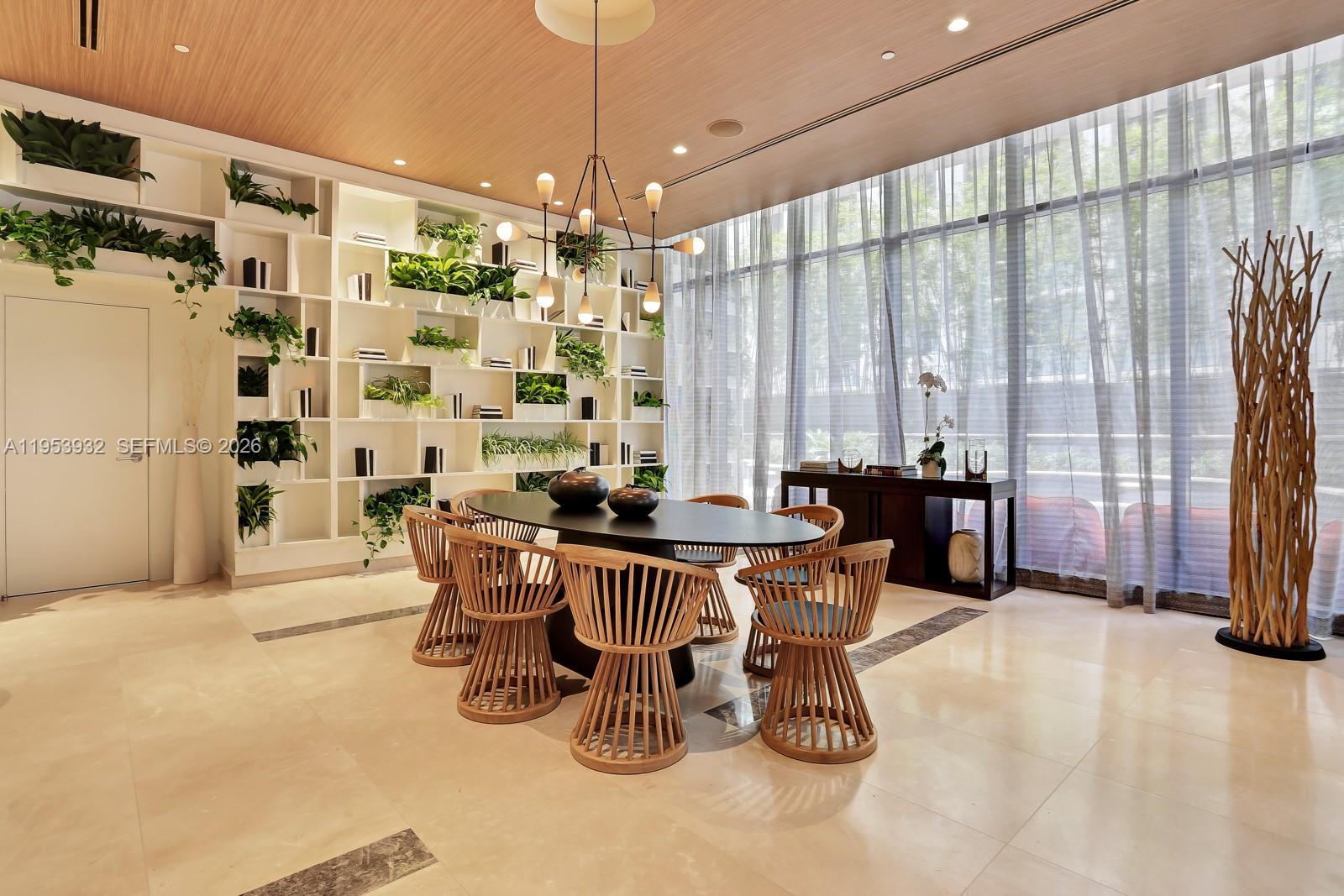 BRICKELL HEIGHTS EAST CON - Residential