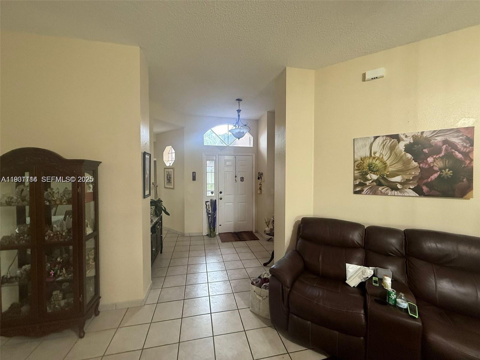 KEYS-GATE NO 1 - Residential