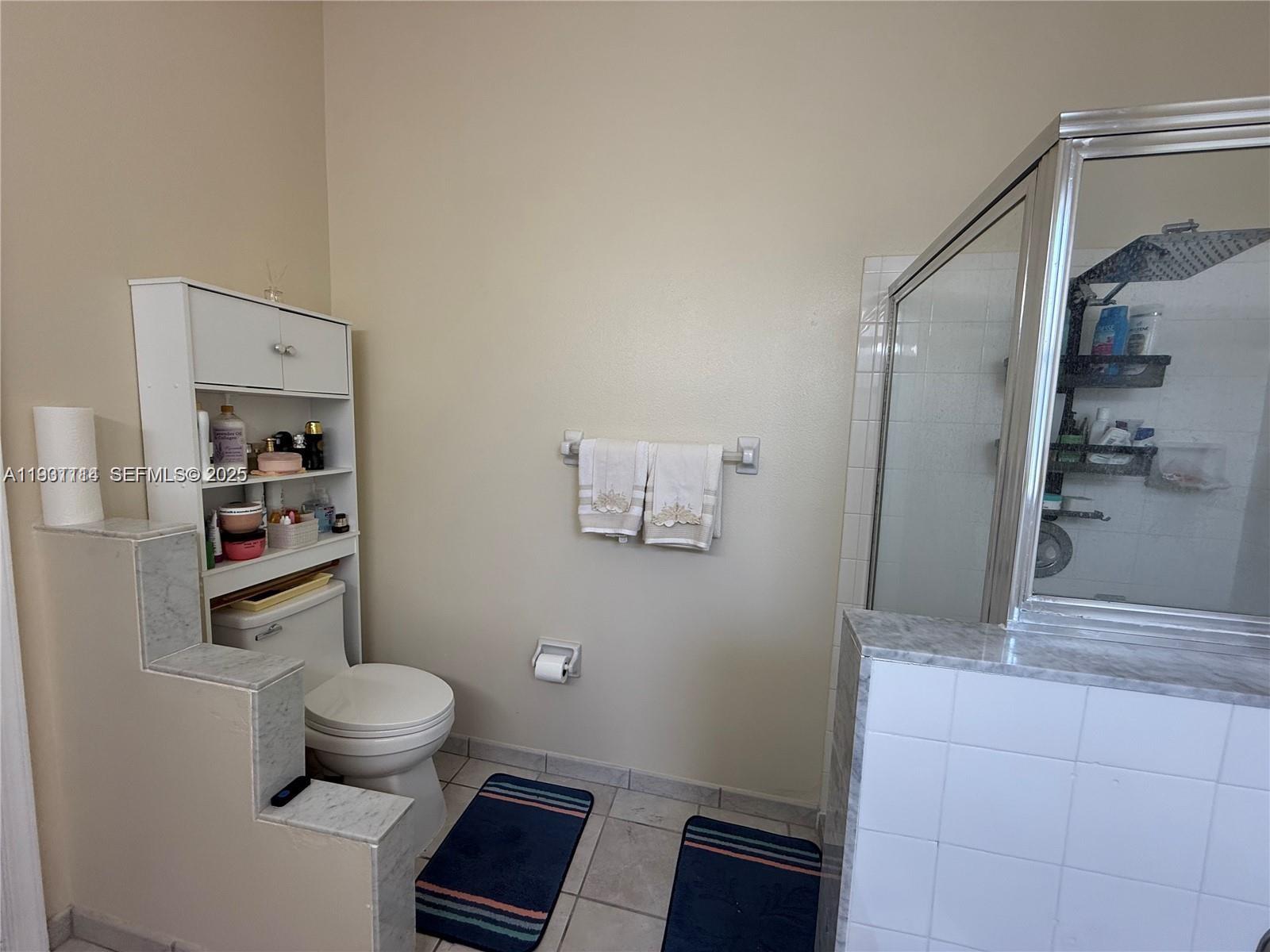 KEYS-GATE NO 1 - Residential