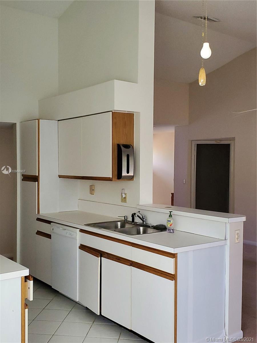 PARC COURT CONDO - Residential