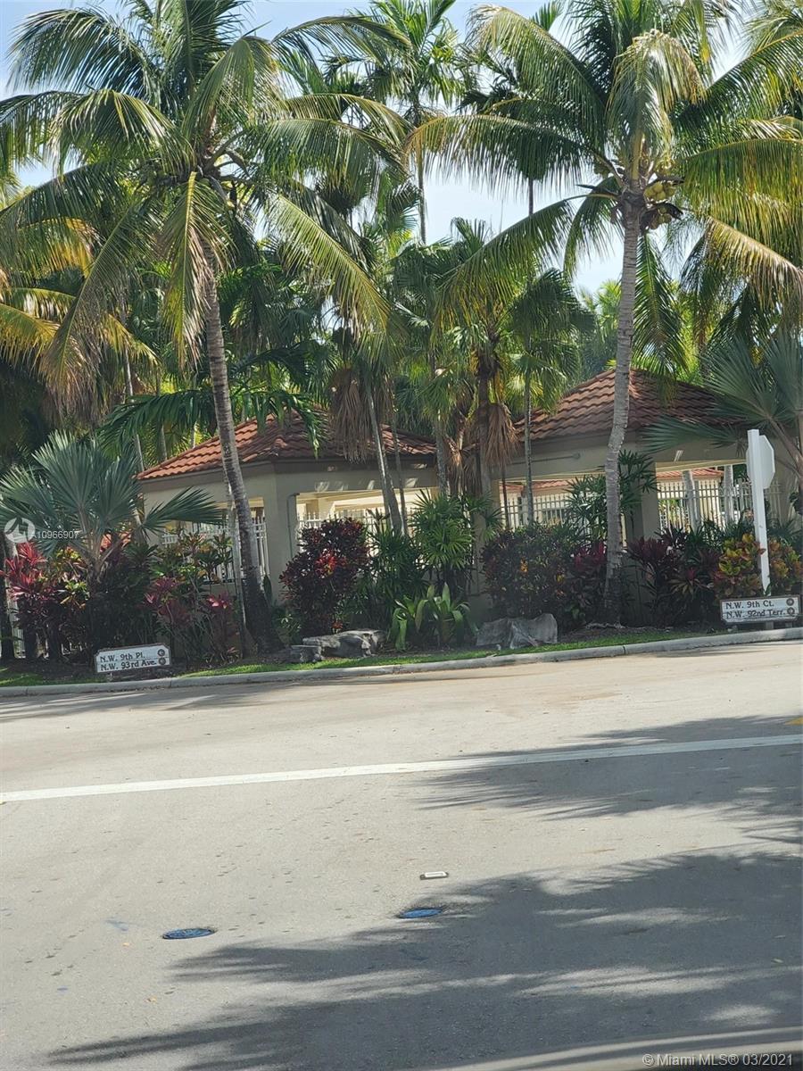 PARC COURT CONDO - Residential