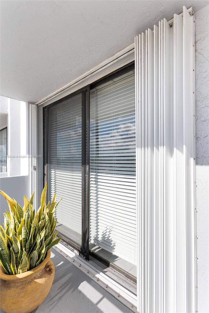 PARKVIEW PLAZA CONDO - Residential