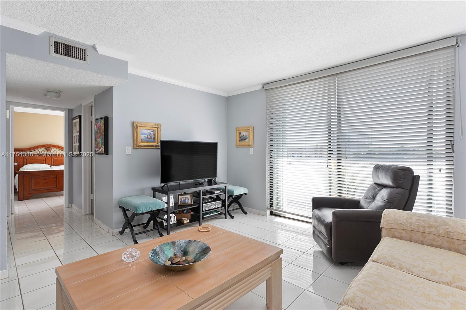PARKVIEW PLAZA CONDO - Residential