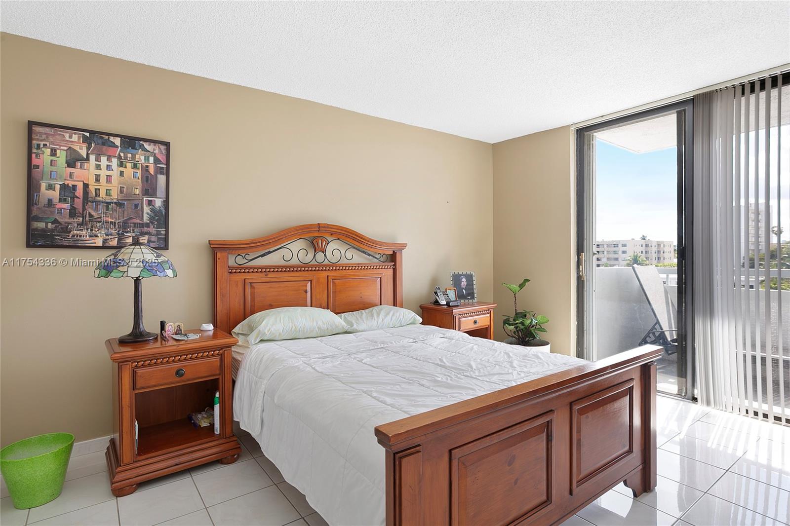 PARKVIEW PLAZA CONDO - Residential