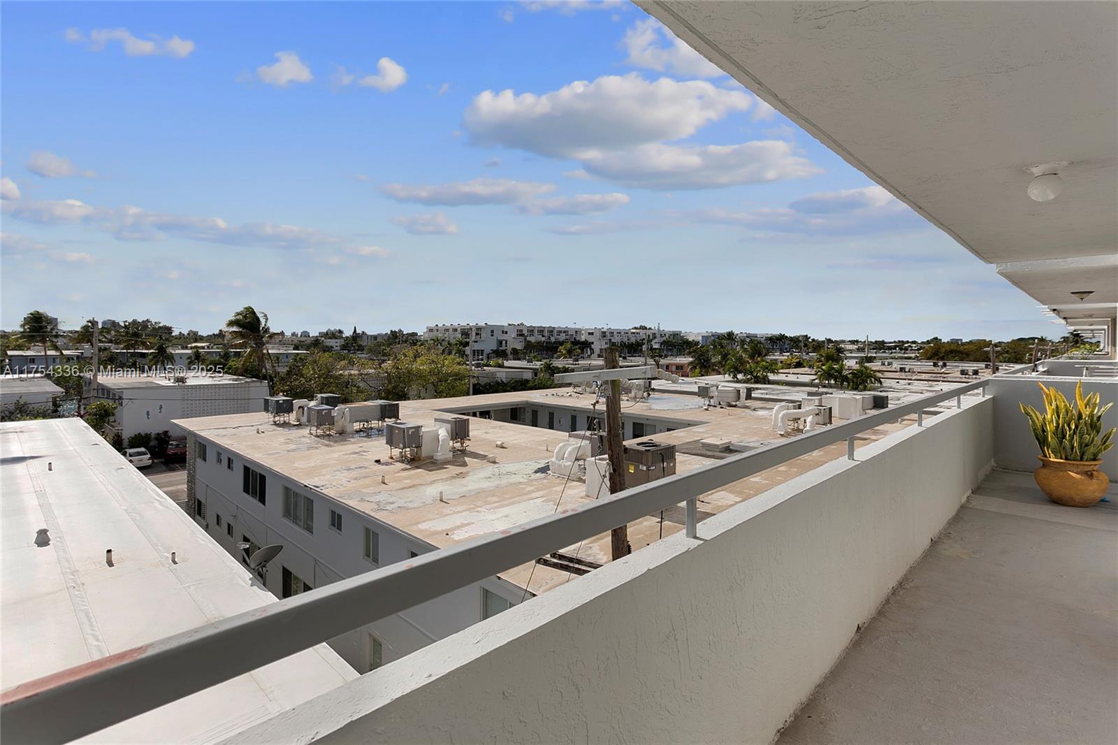 PARKVIEW PLAZA CONDO - Residential