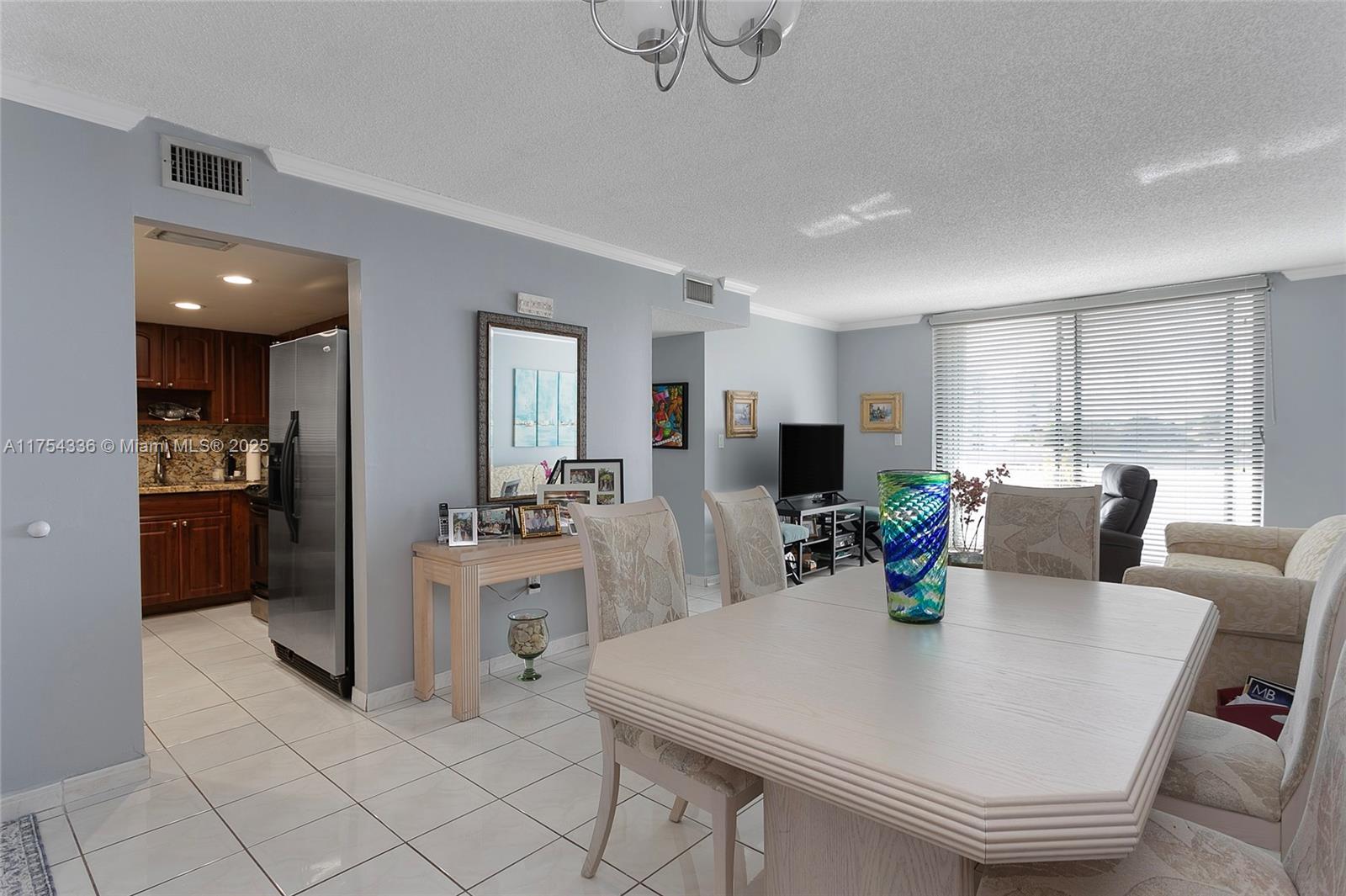 PARKVIEW PLAZA CONDO - Residential