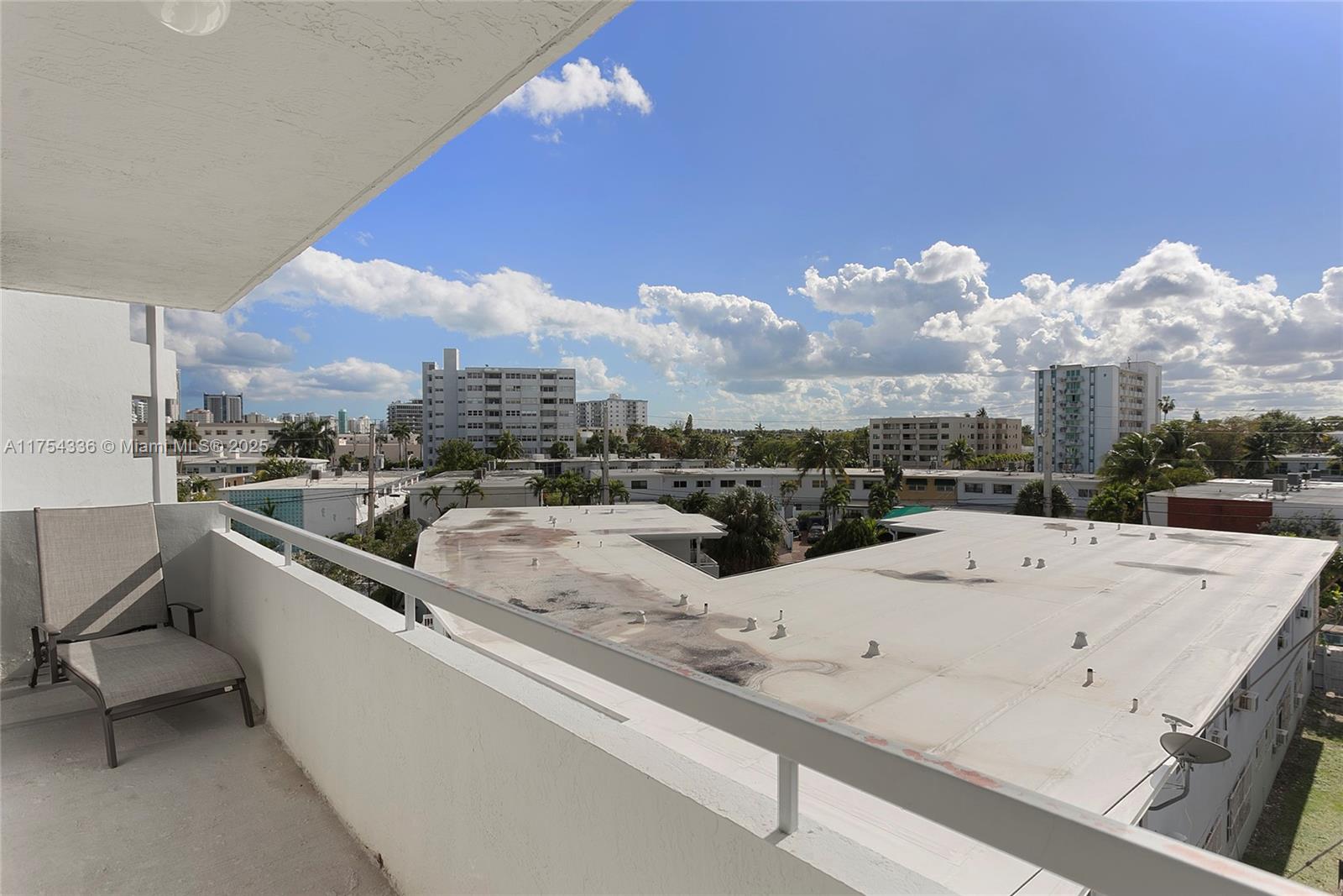 PARKVIEW PLAZA CONDO - Residential