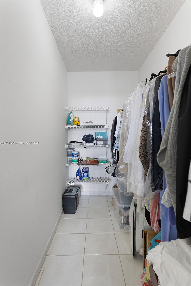 PARKVIEW PLAZA CONDO - Residential