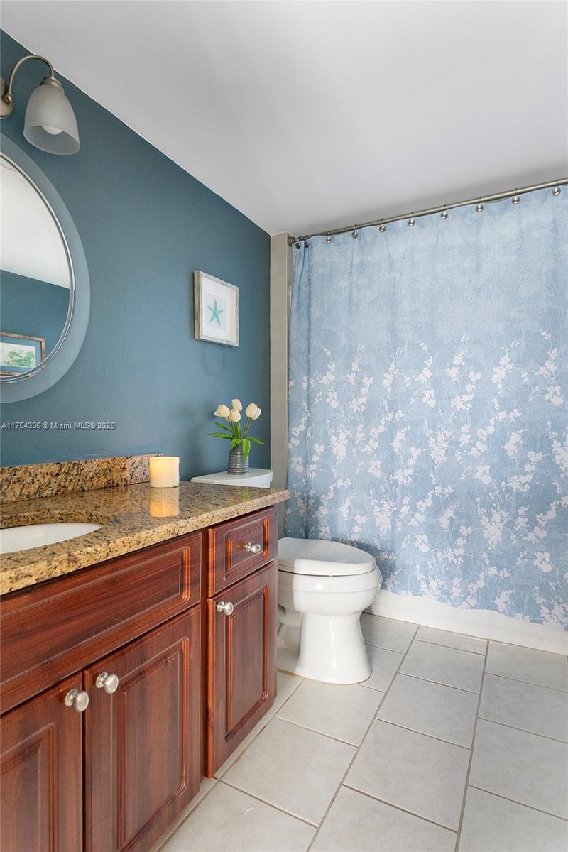 PARKVIEW PLAZA CONDO - Residential
