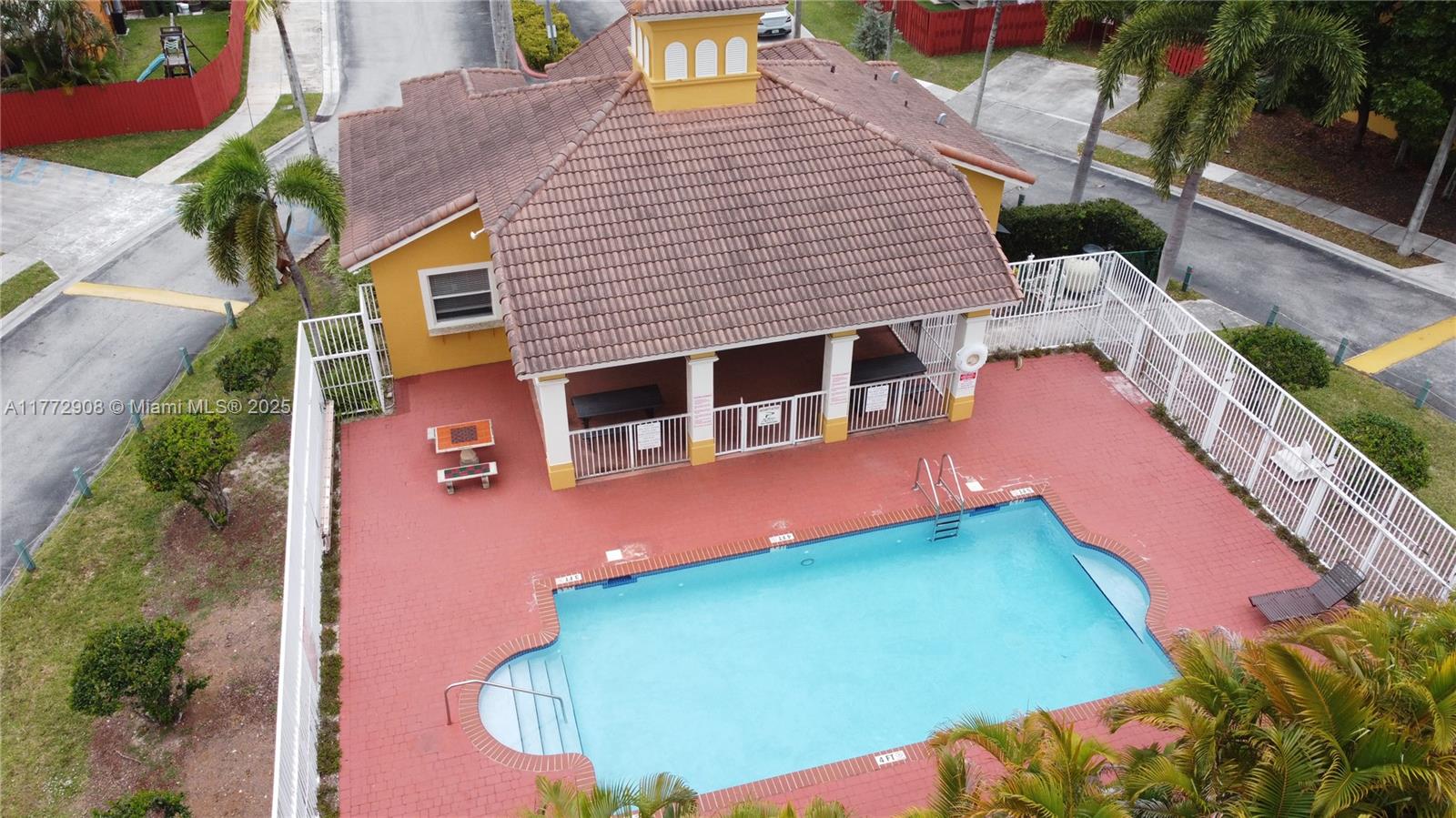 CASA DEL SUR - Residential