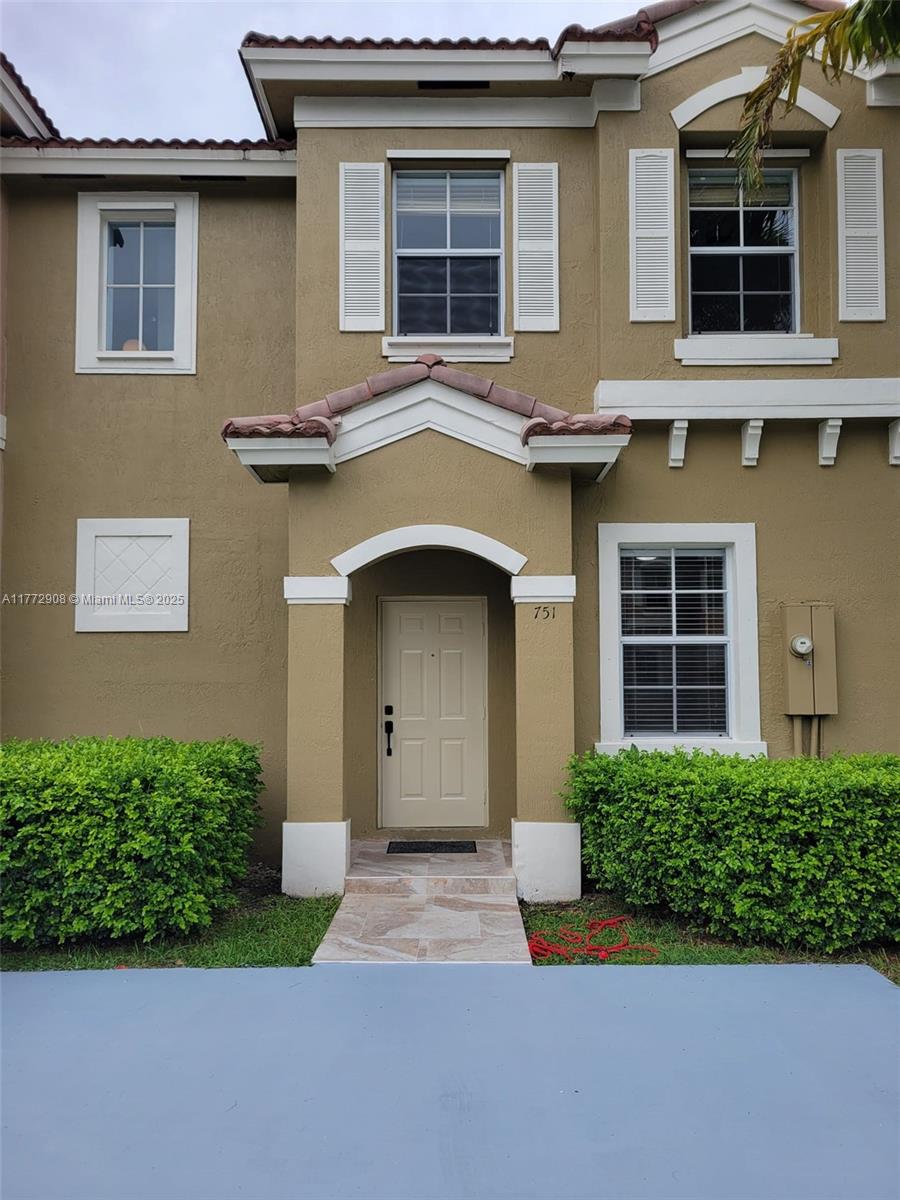 Investors opportunity. Rented townhouse for $2600 / month until end of November 2025. Gated community, clubhouse, Low HOA.