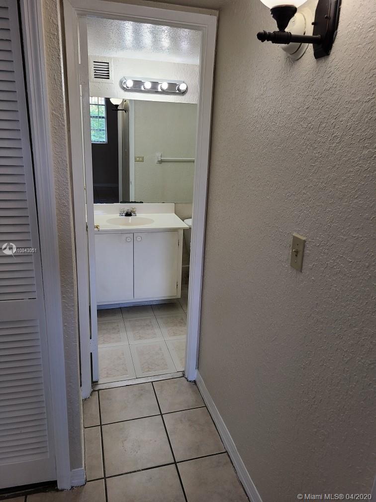 YOLANDA VILLAS CONDO - Residential Lease