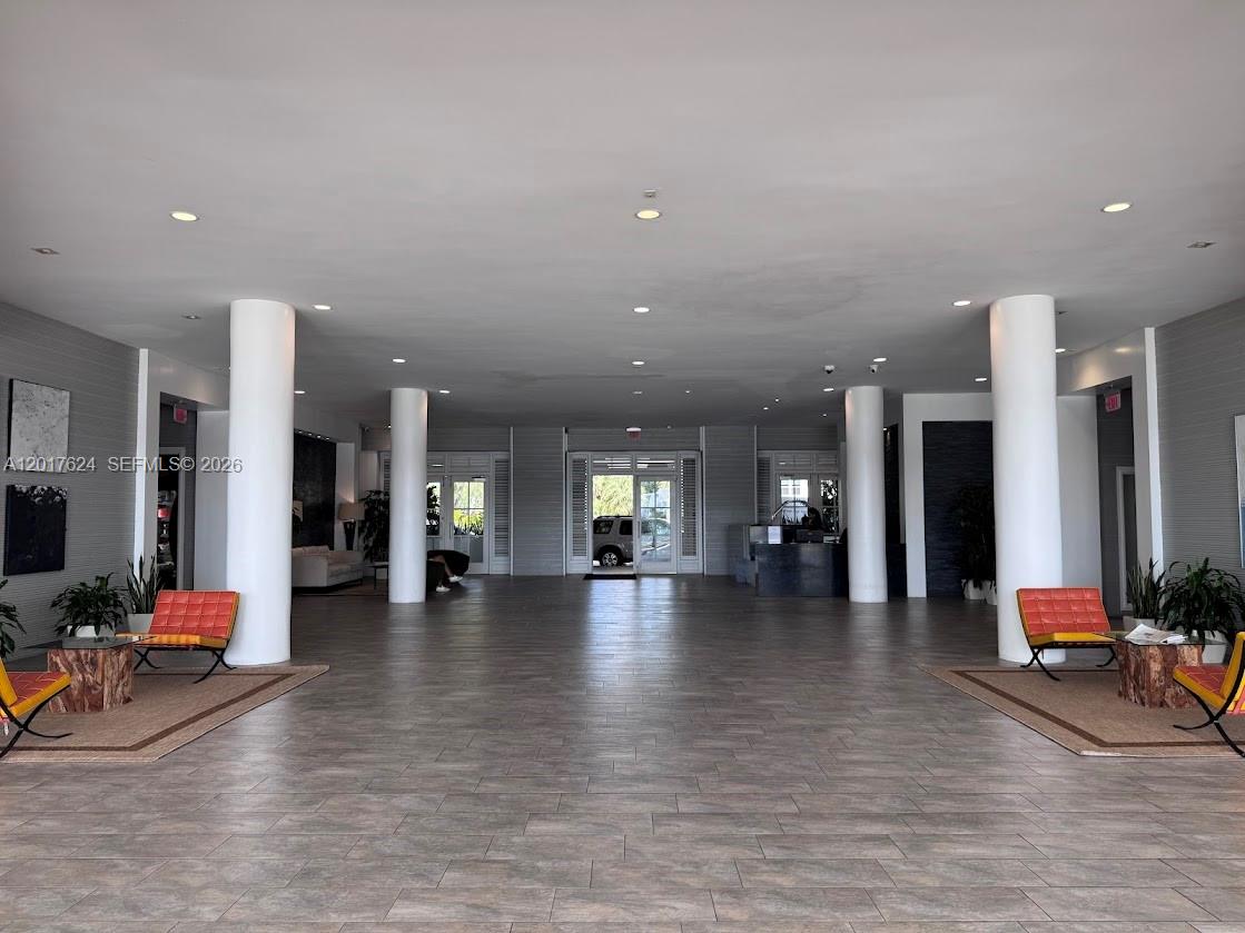 800 West Ave 441