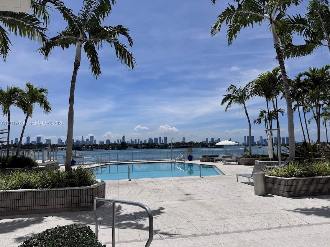 800 West Ave 441
