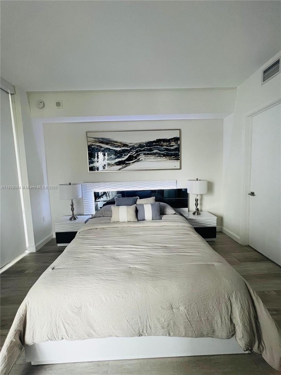 55 SW 9th St 3308