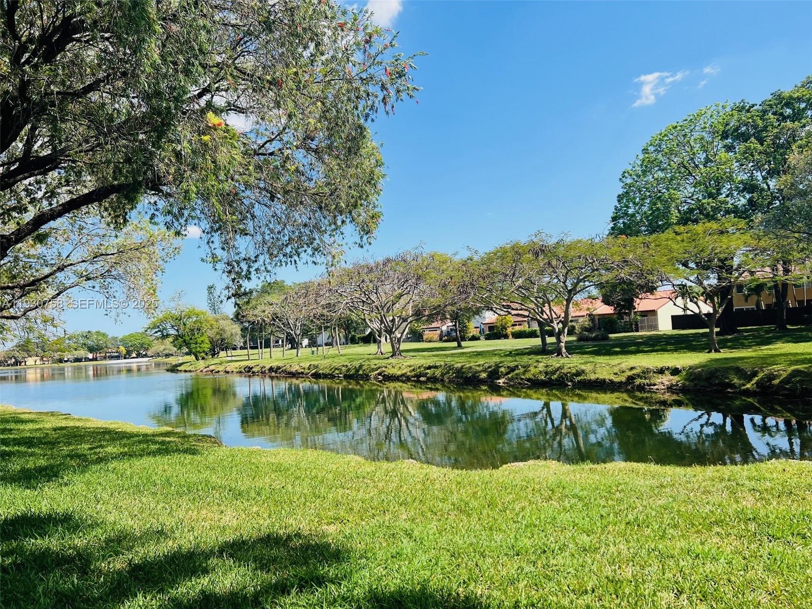 VISTA LAGO AT THE HAMMOCK - Residential Lease