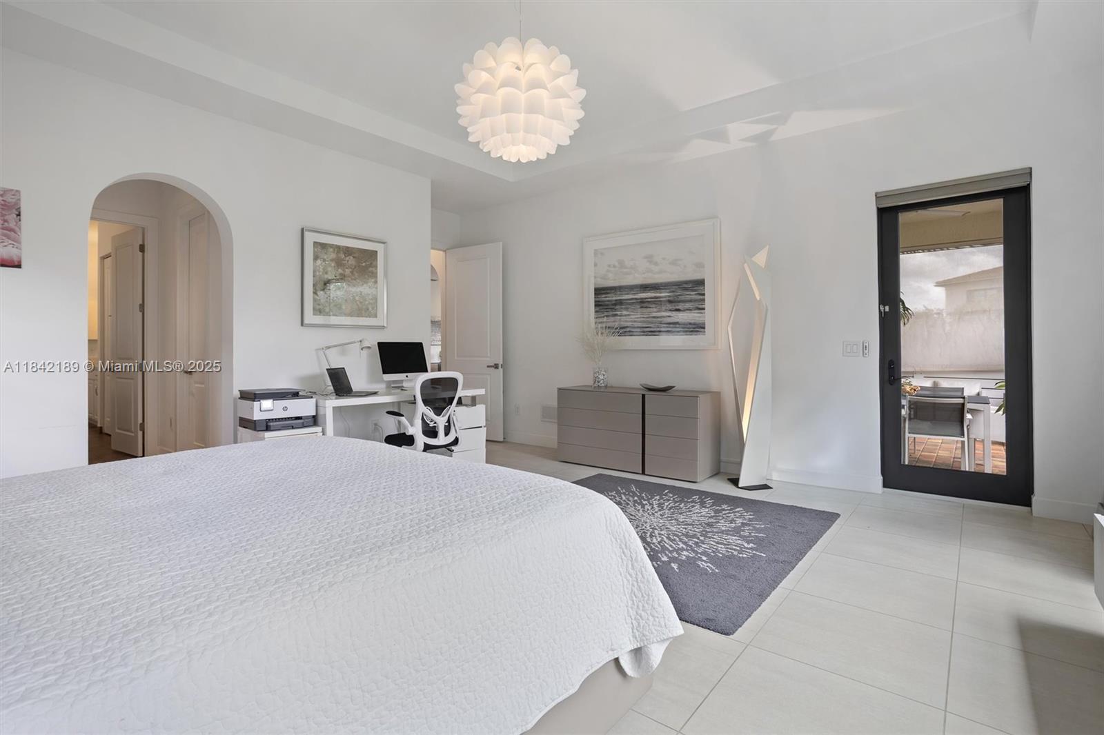 PEMBROKE LAKES SOUTH - Residential