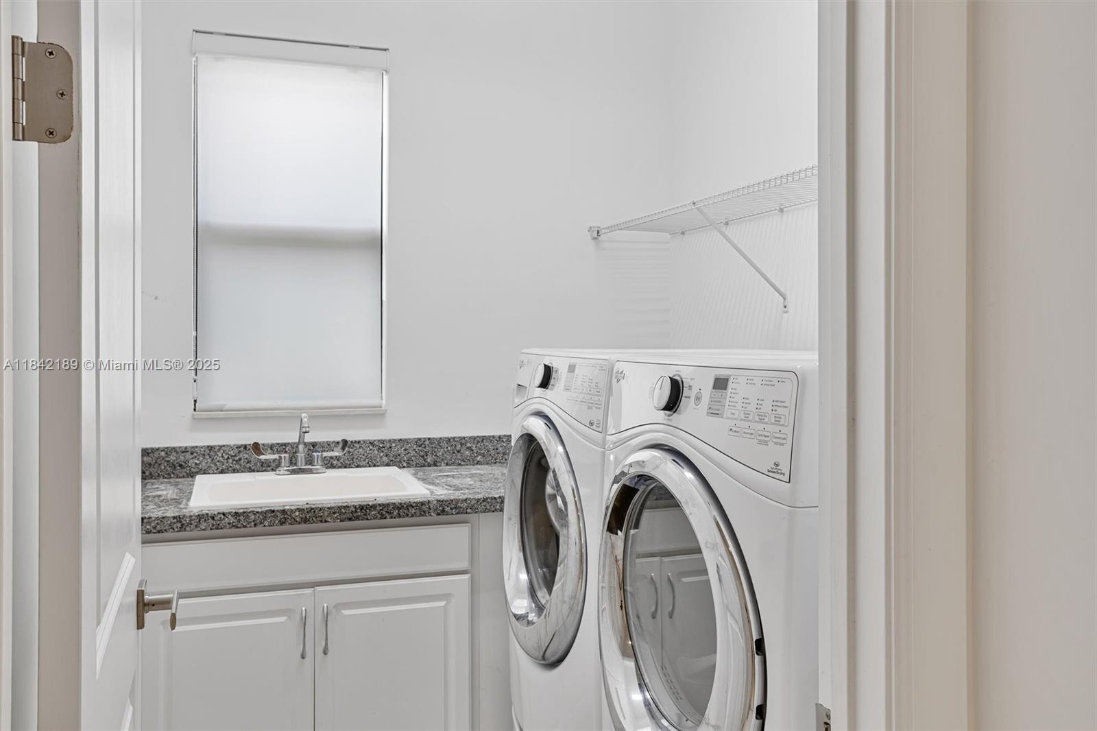 PEMBROKE LAKES SOUTH - Residential