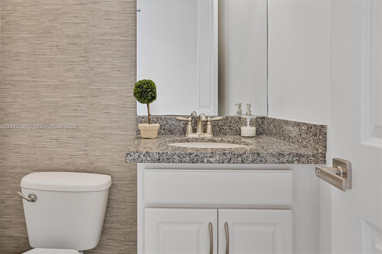 PEMBROKE LAKES SOUTH - Residential