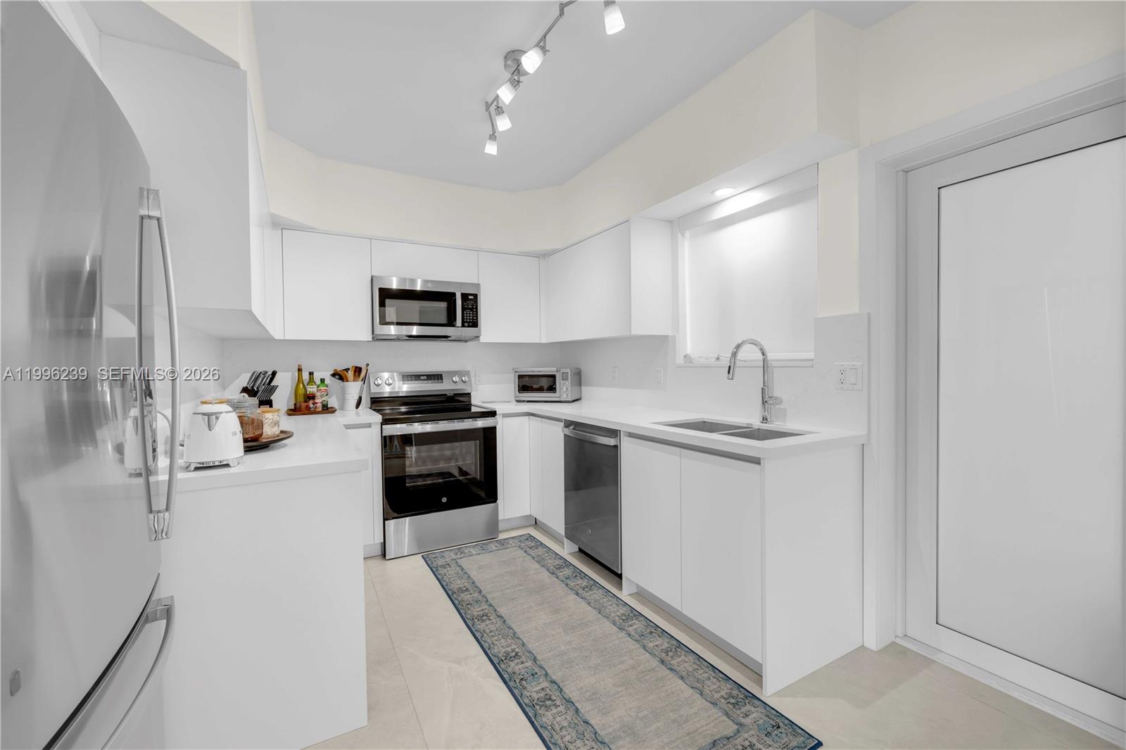 WOODLAKE APTS CONDO - Residential