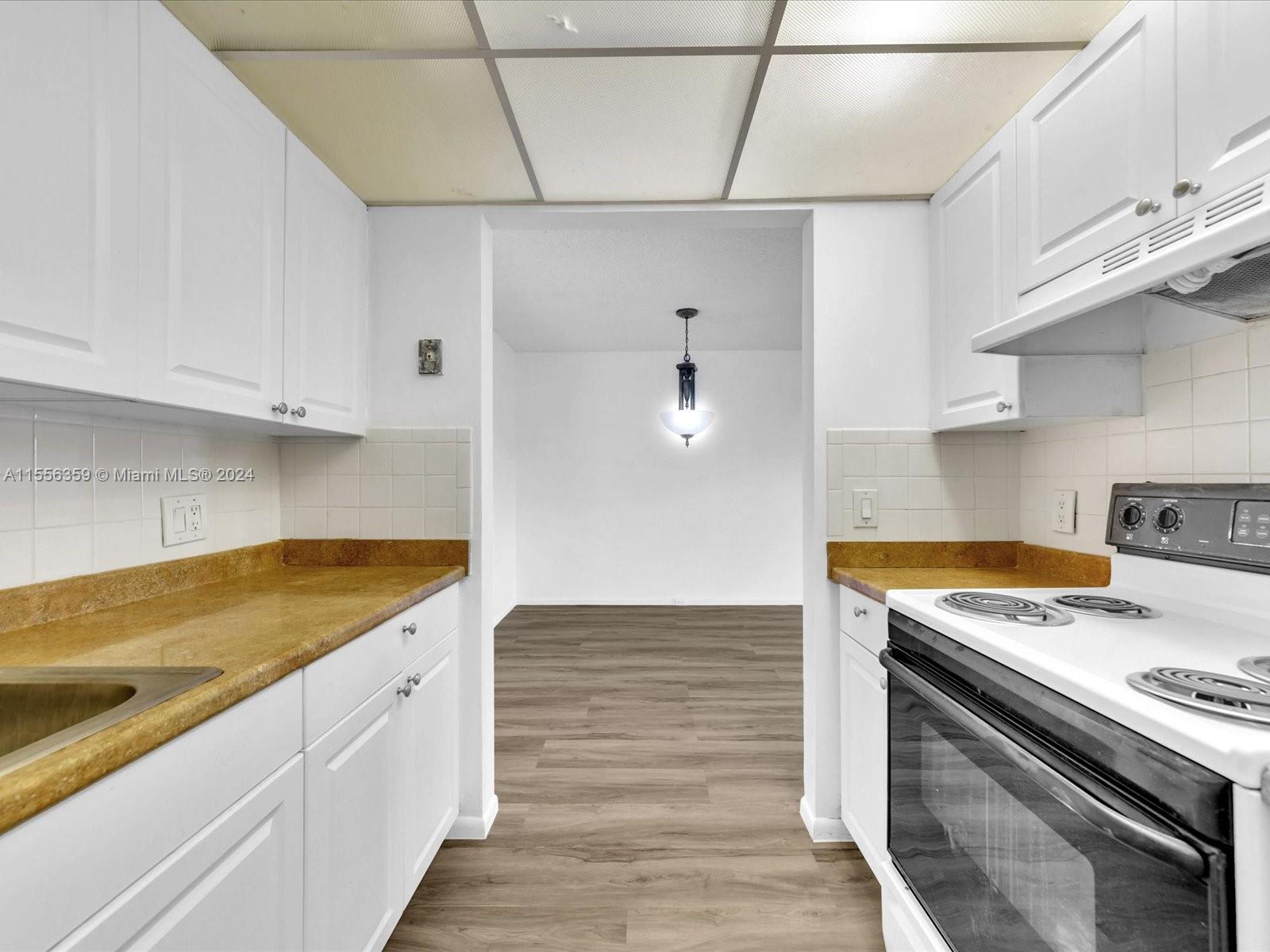 IVANHOE WEST - Residential