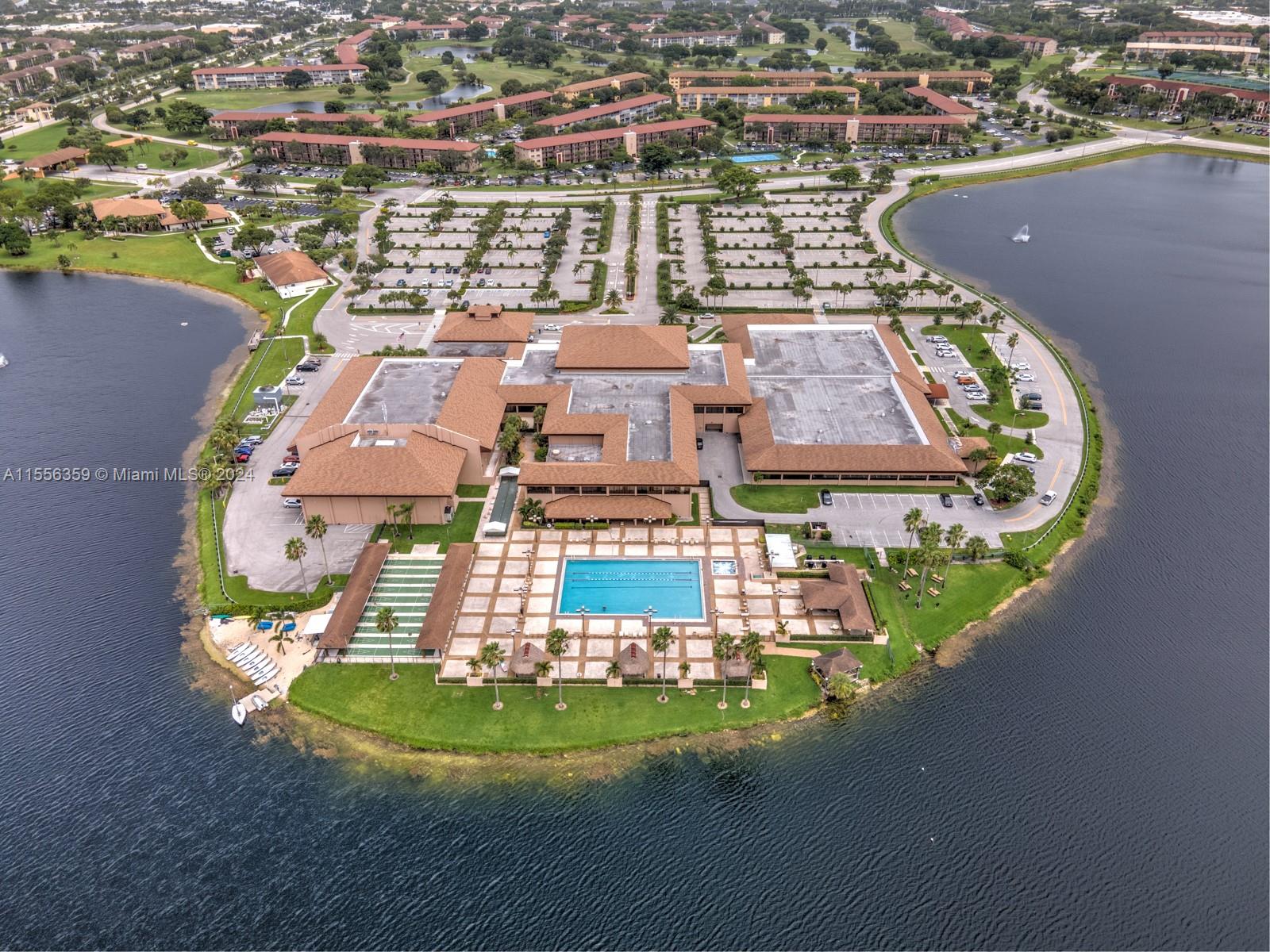 IVANHOE WEST - Residential