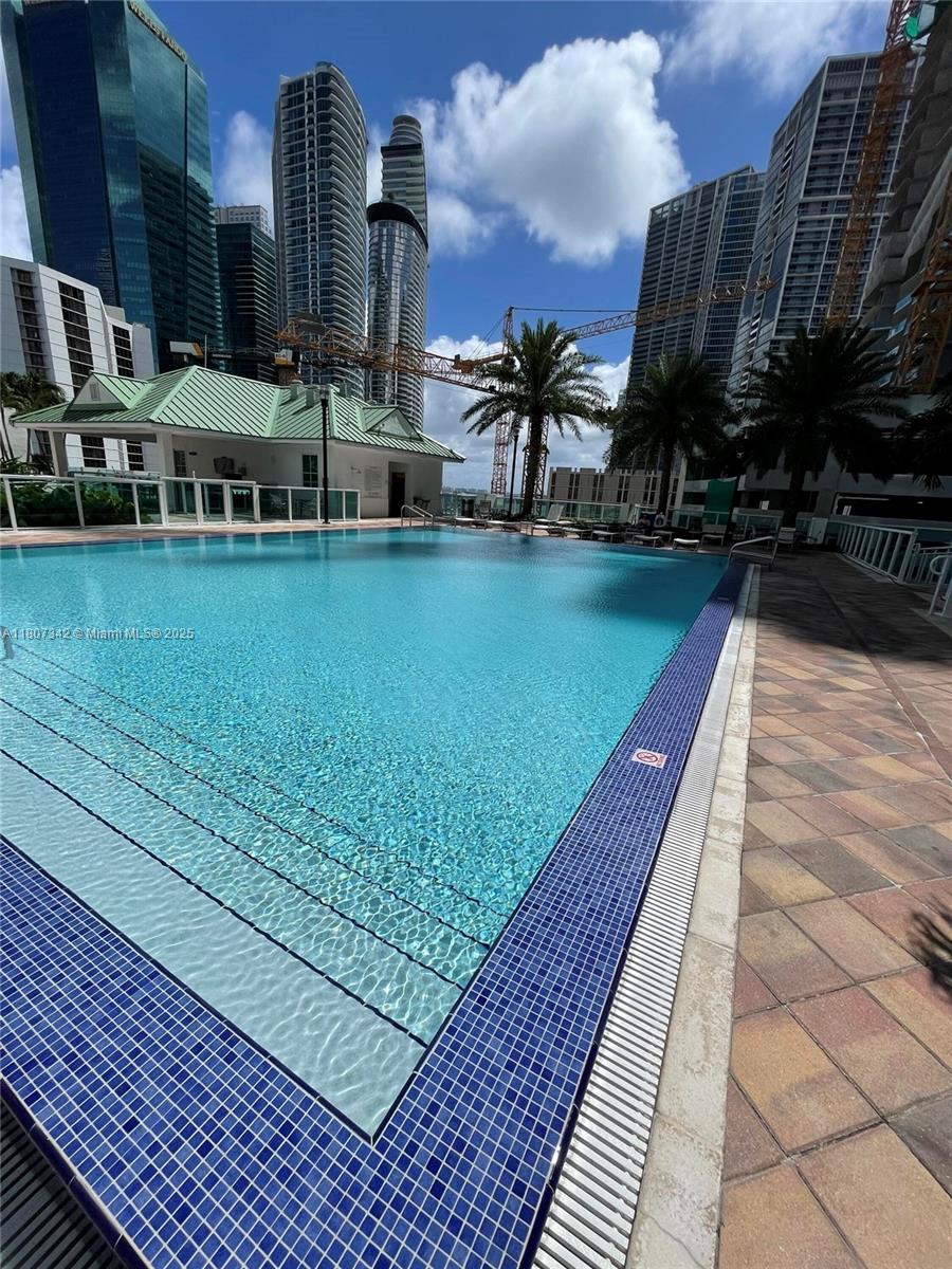 BRICKELL ON THE RIVER S T - Residential