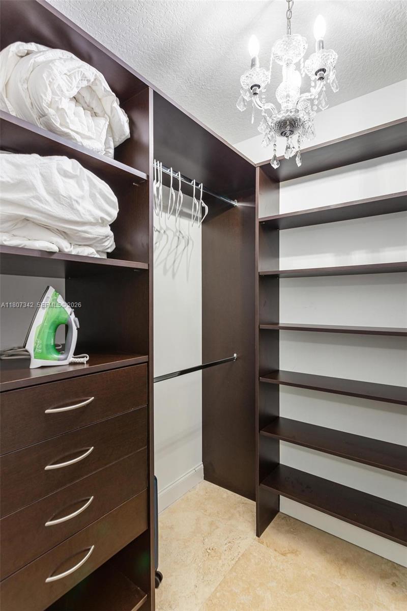 BRICKELL ON THE RIVER S T - Residential