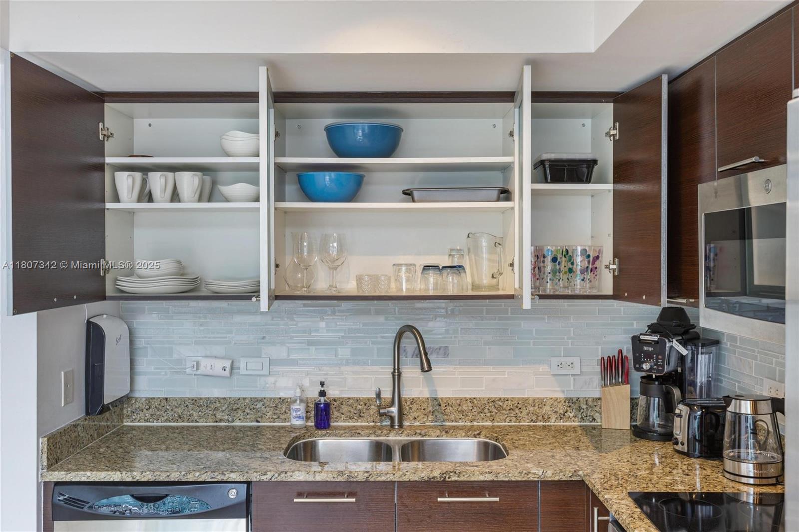 BRICKELL ON THE RIVER S T - Residential