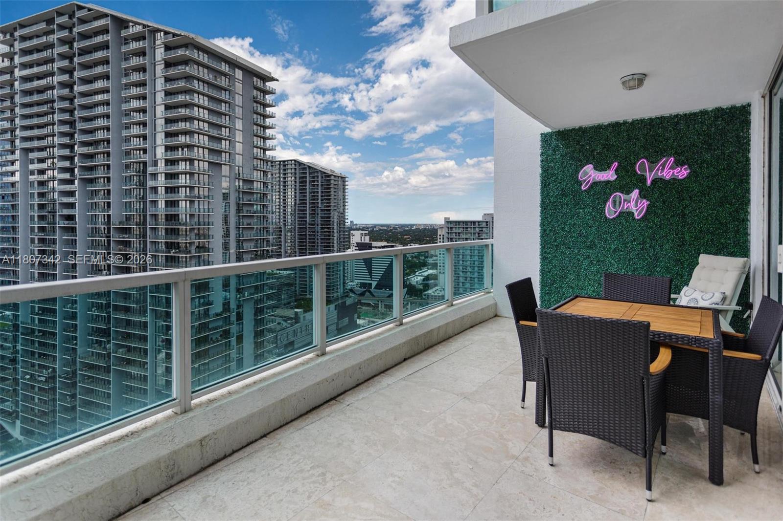 BRICKELL ON THE RIVER S T - Residential
