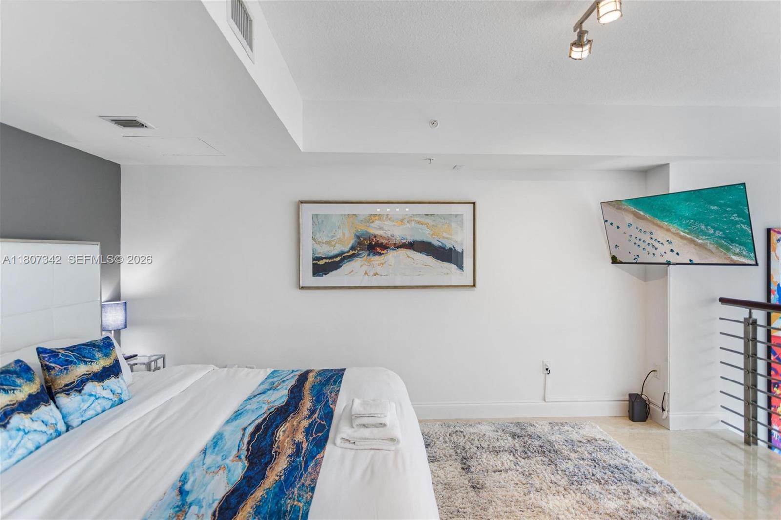 BRICKELL ON THE RIVER S T - Residential