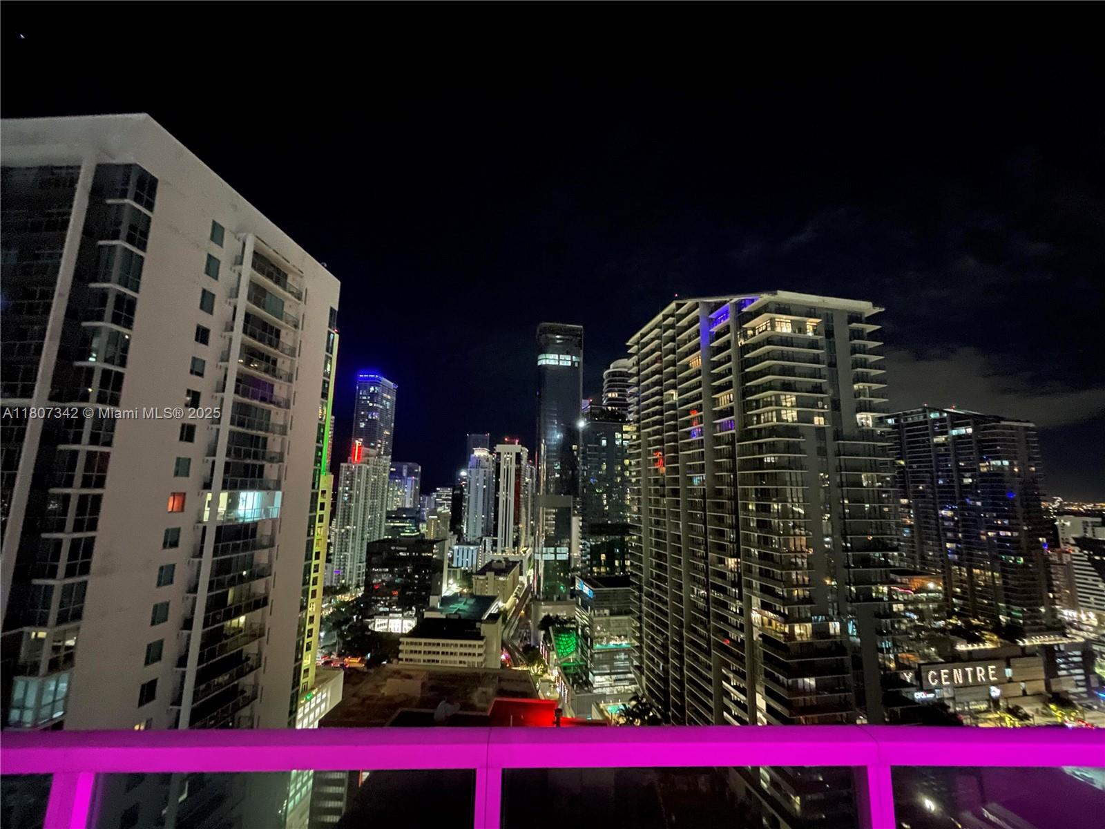 BRICKELL ON THE RIVER S T - Residential