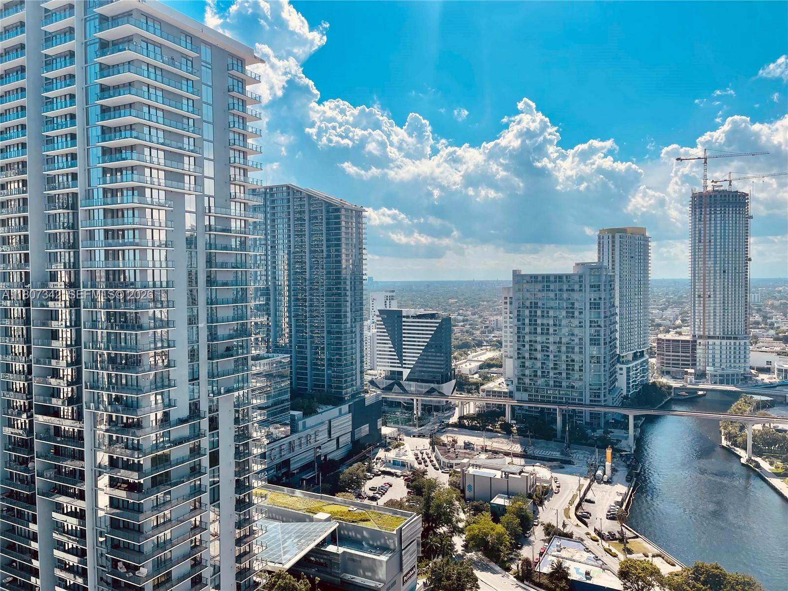 BRICKELL ON THE RIVER S T - Residential