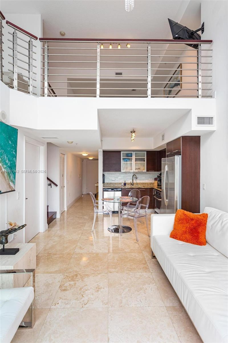 BRICKELL ON THE RIVER S T - Residential