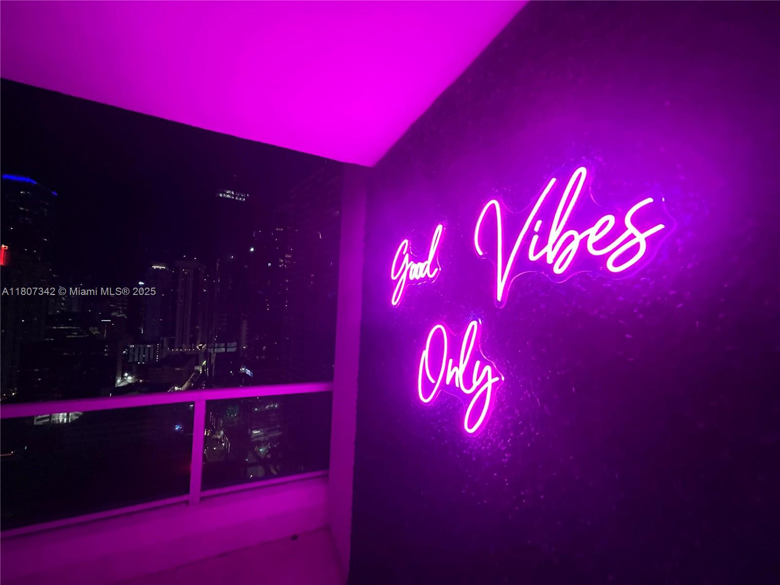 BRICKELL ON THE RIVER S T - Residential