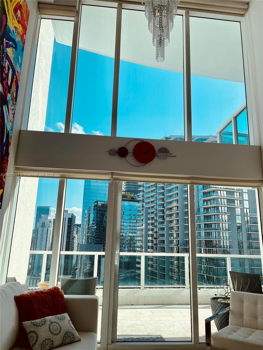 BRICKELL ON THE RIVER S T - Residential