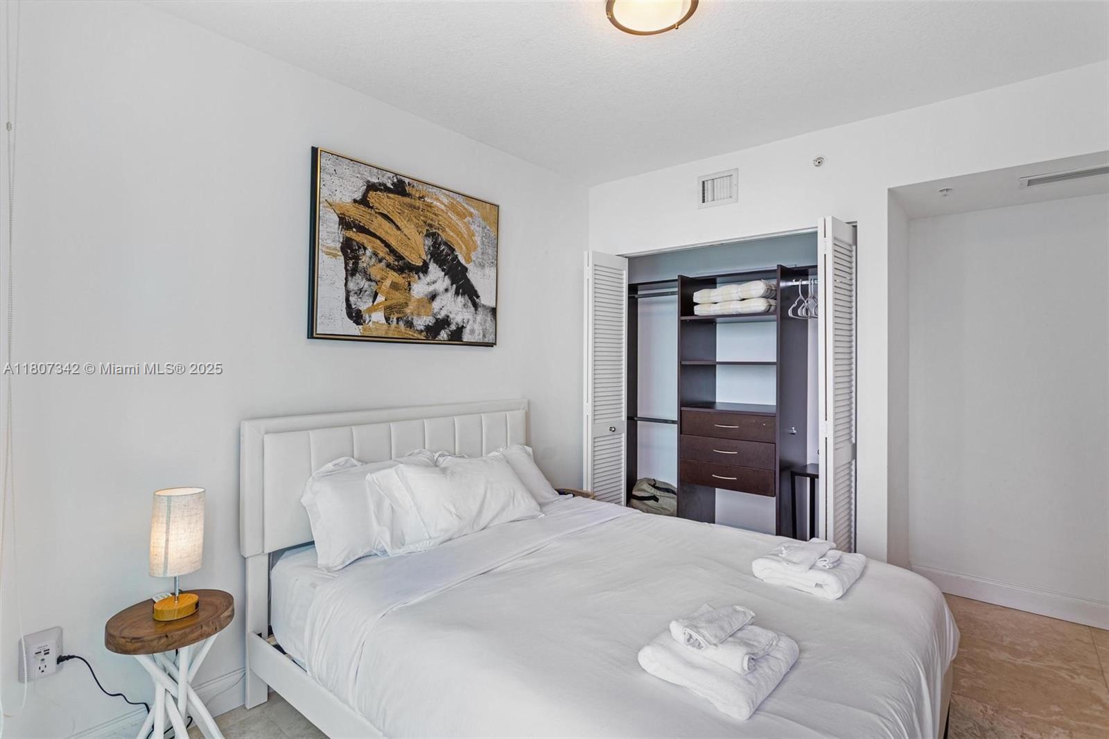 BRICKELL ON THE RIVER S T - Residential