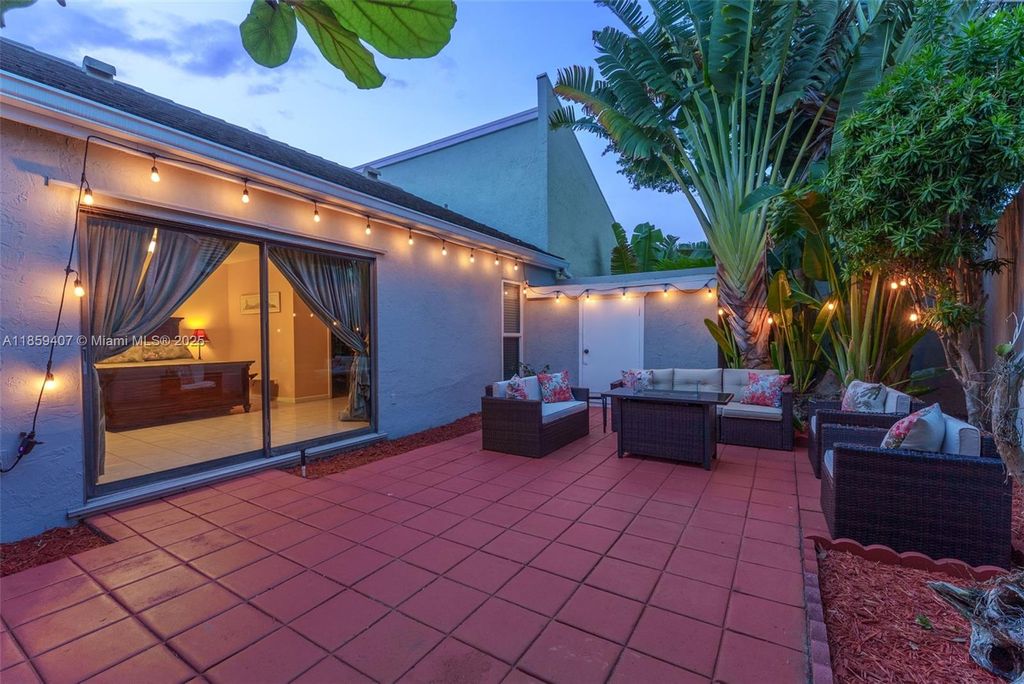 Photo of 17068 Traverse Cir, Jupiter, FL 33477 (MLS # A11859407)