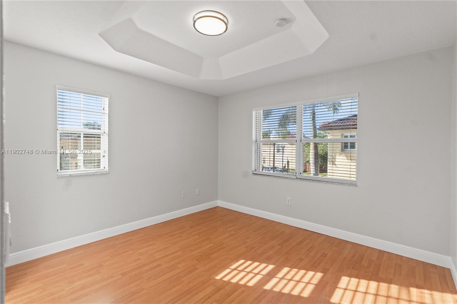 VILLAS AT CARMEL CONDO NO - Residential