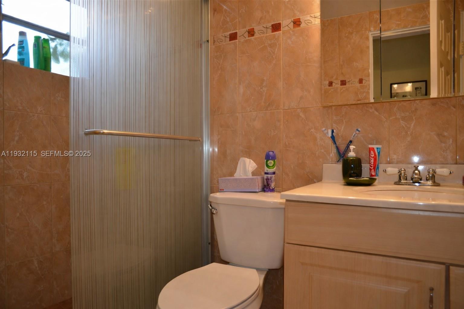 MAR-LEN GARDENS N - Residential