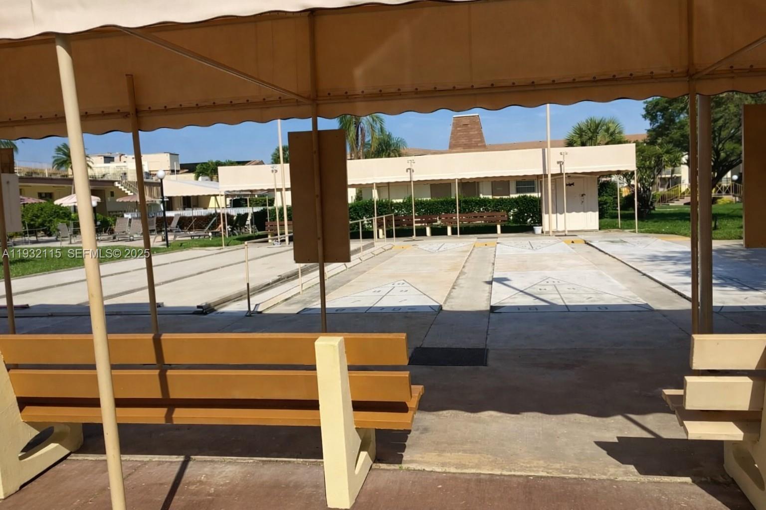 MAR-LEN GARDENS N - Residential