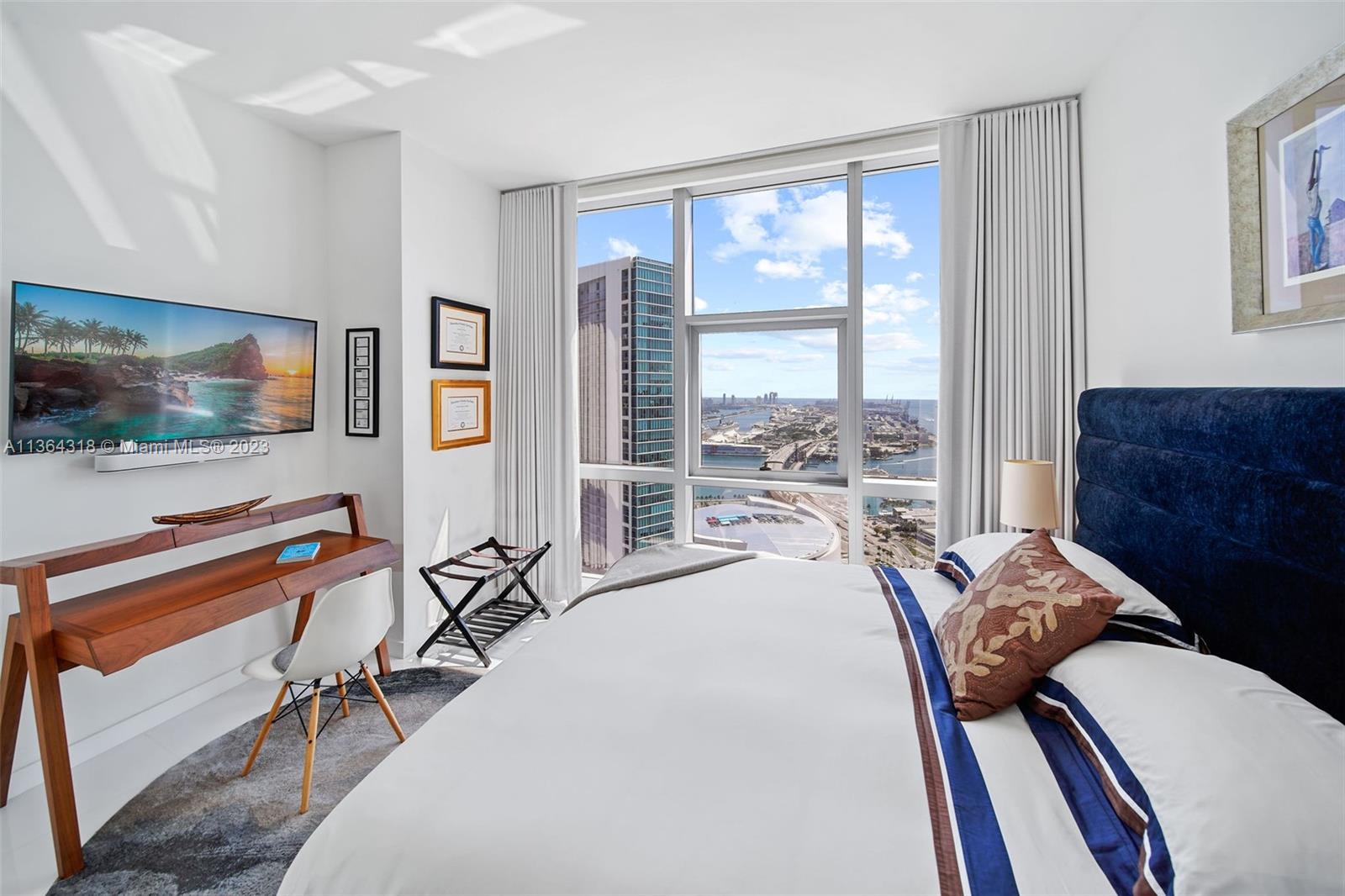 PARAMOUNT MIAMI WORLDCENT - Residential