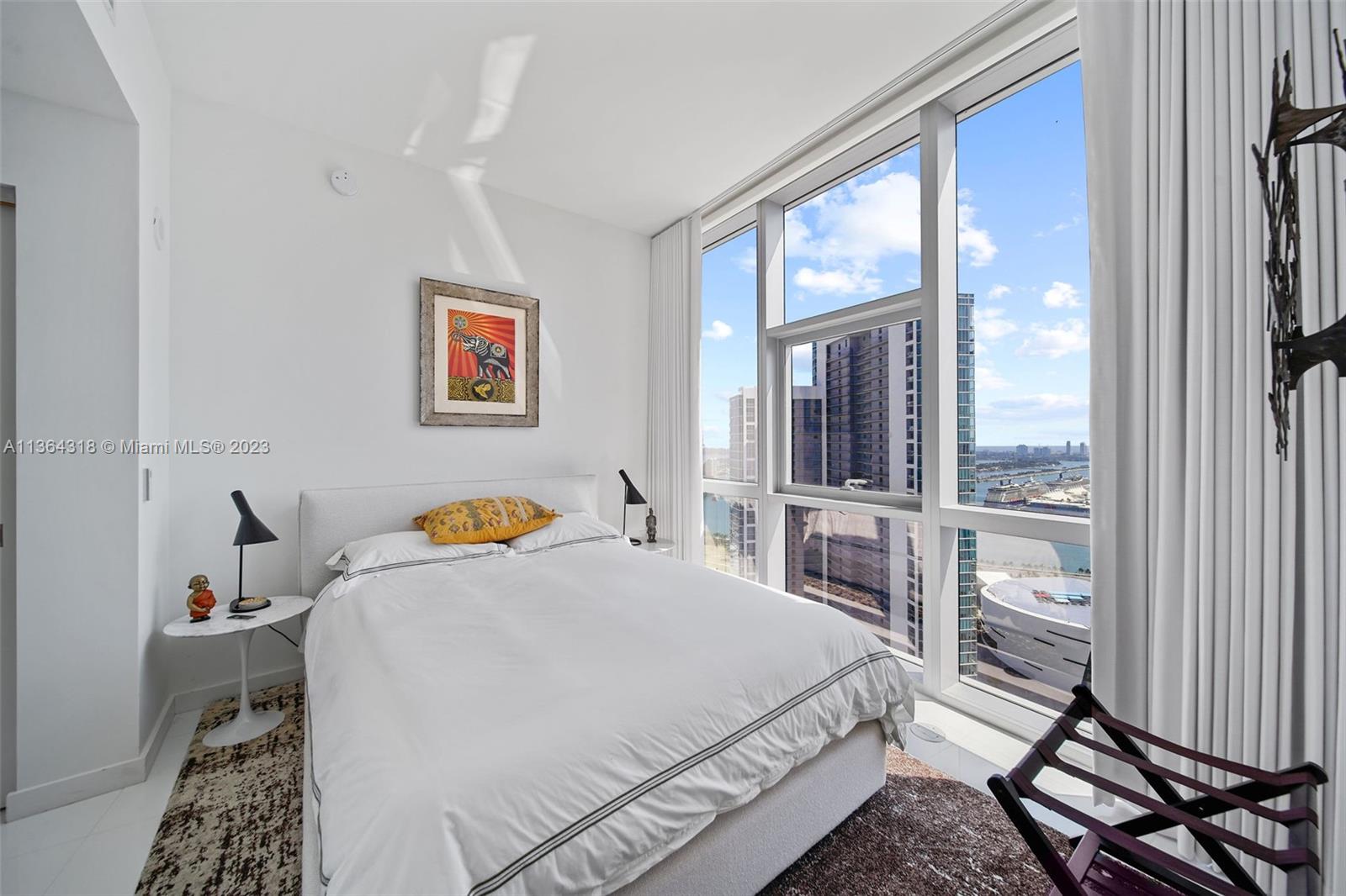 PARAMOUNT MIAMI WORLDCENT - Residential