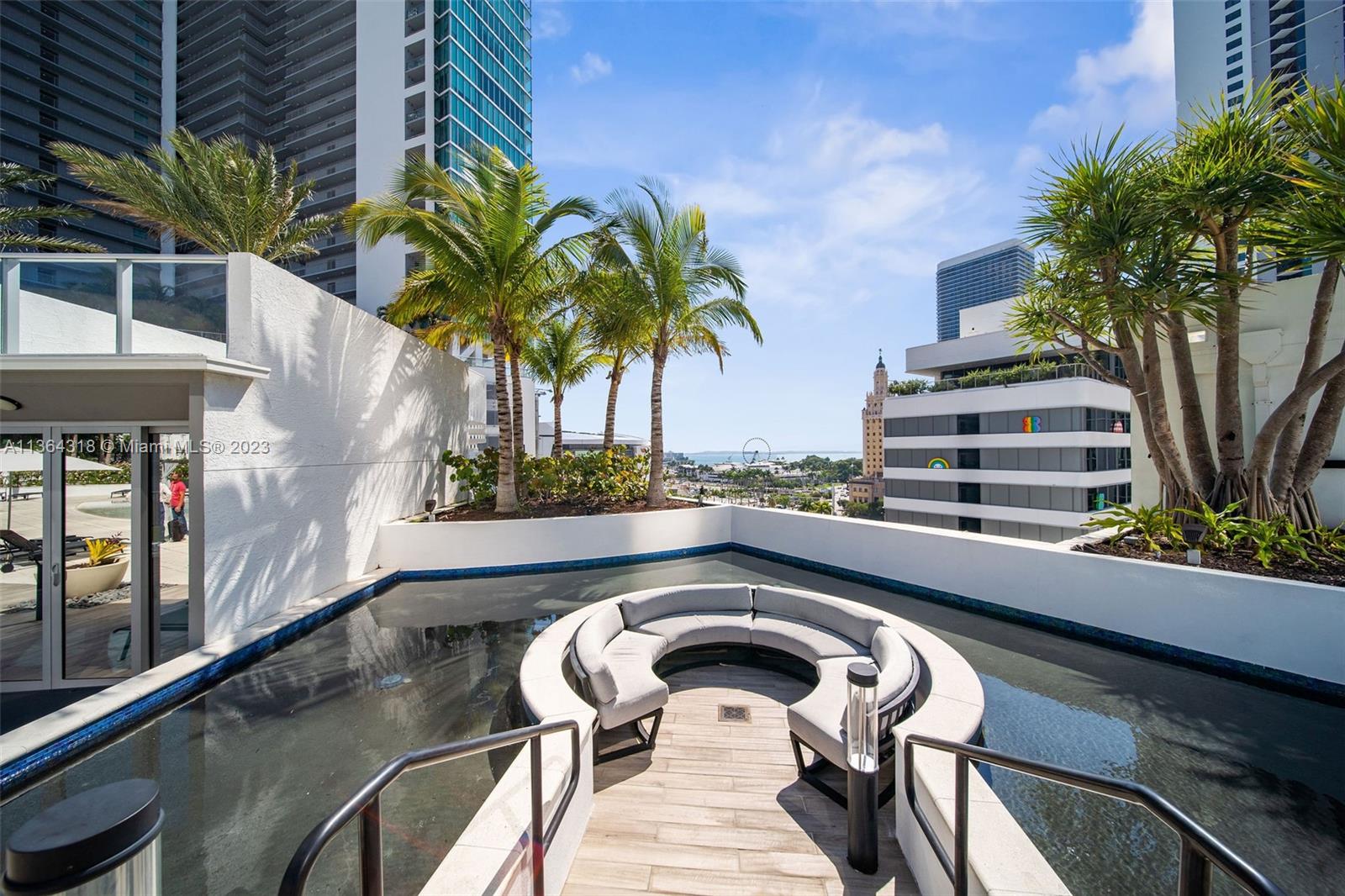 PARAMOUNT MIAMI WORLDCENT - Residential