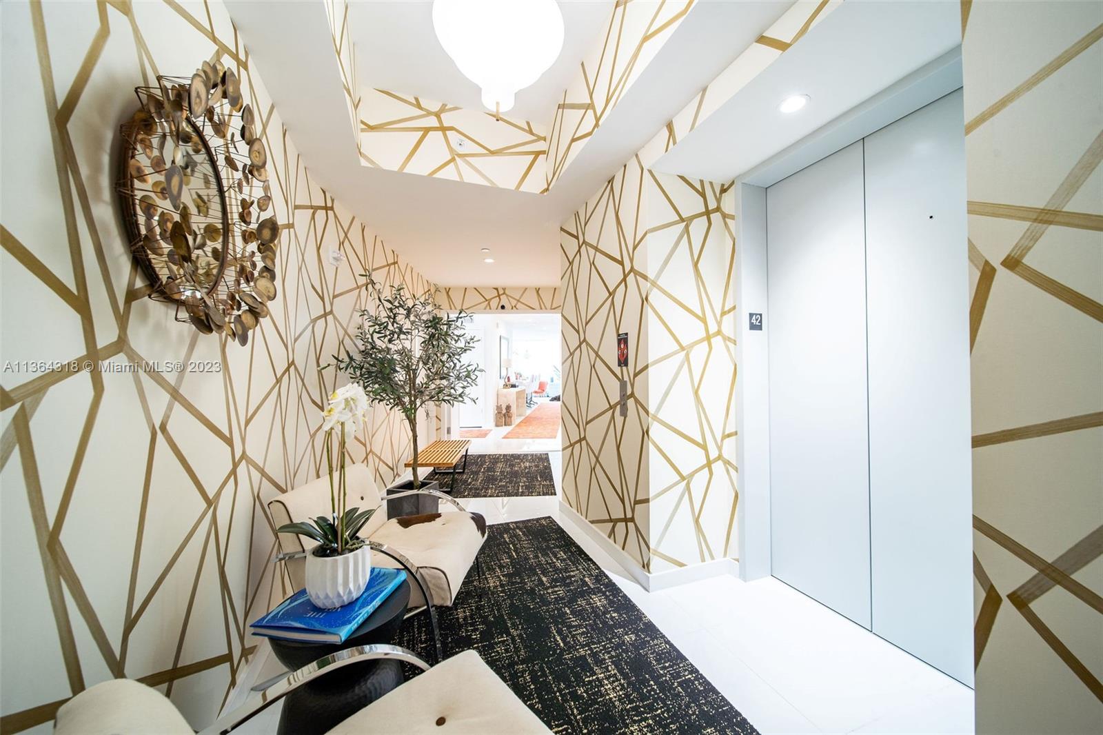 PARAMOUNT MIAMI WORLDCENT - Residential