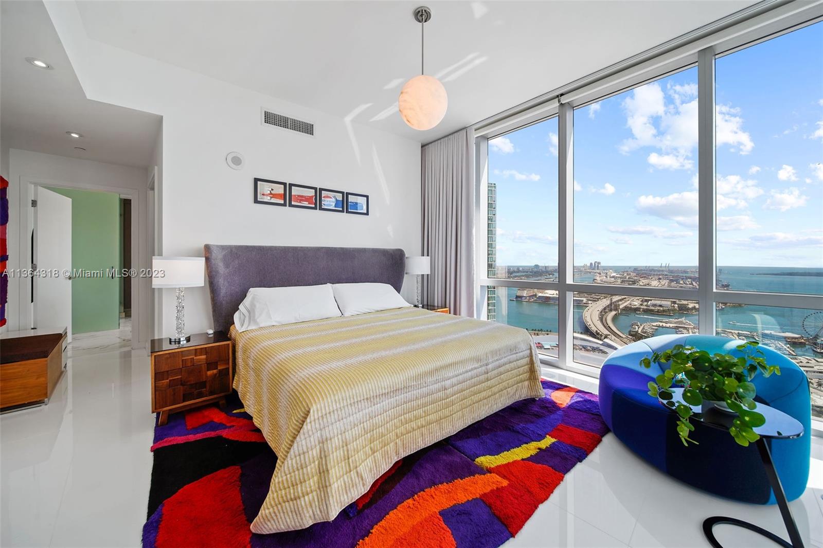 PARAMOUNT MIAMI WORLDCENT - Residential