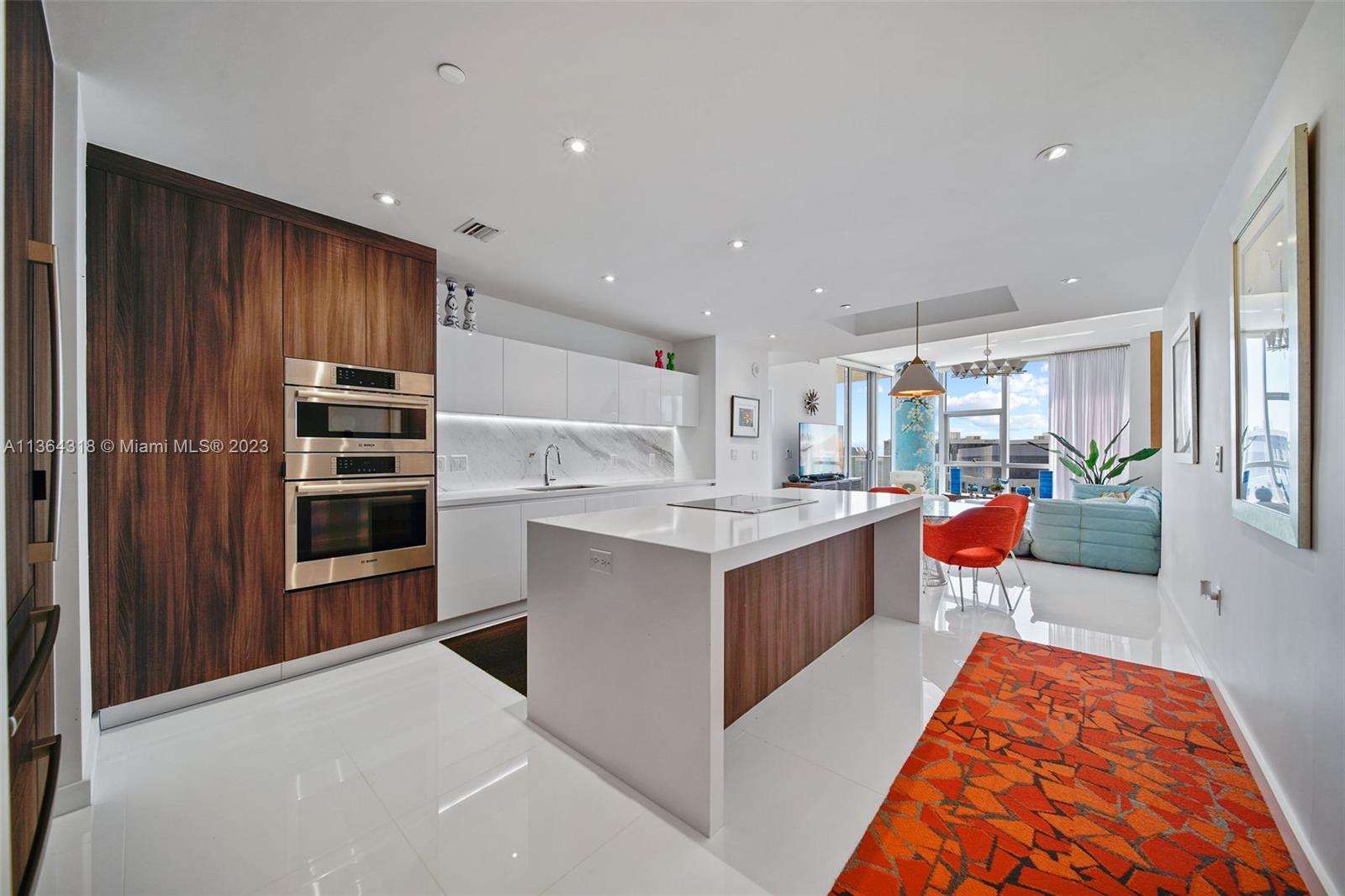 PARAMOUNT MIAMI WORLDCENT - Residential