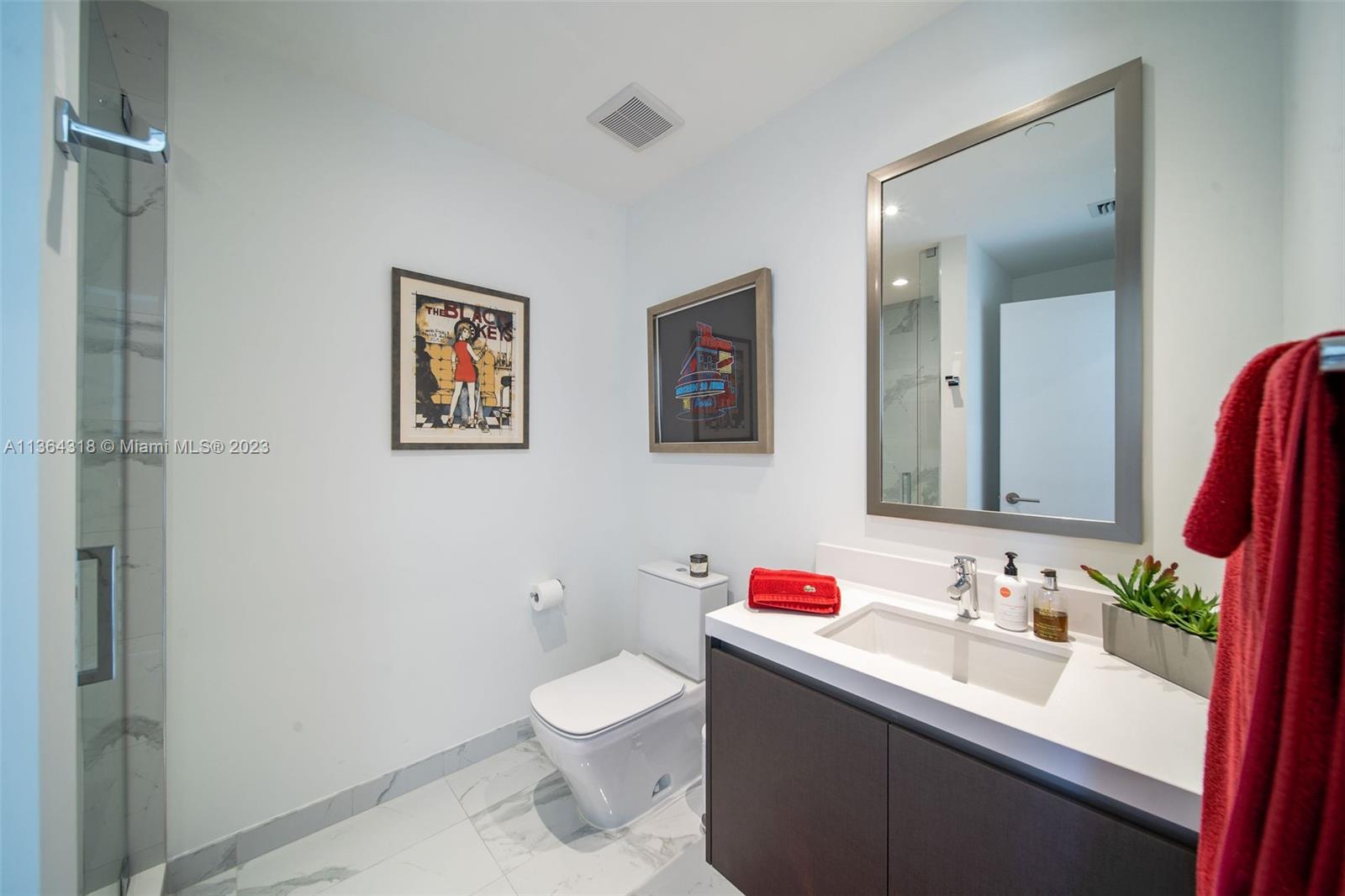 PARAMOUNT MIAMI WORLDCENT - Residential