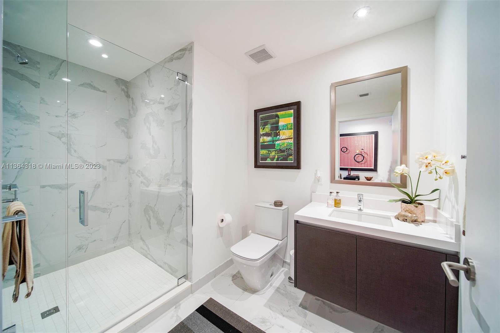 PARAMOUNT MIAMI WORLDCENT - Residential